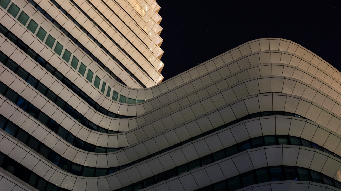 building-498505_1920